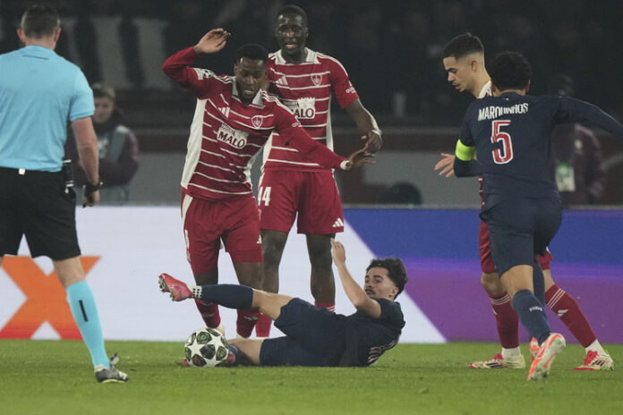 Брест се наложи над Анже в среща от френската Лига 1