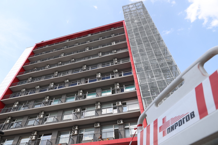 СподелиДетето беше спасено в болница Пирогов след консумация на опасна