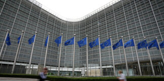 Еврокомисарят по въпросите на търговията ще се срещне с министъра на търговията на САЩ, заяви говорител на ЕК