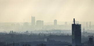 Европейска комисия отлага предложение за установяването на по-строги екологични цели в ЕС