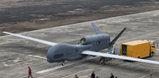 Ким Чен-ун инспектира нови дронове камикадзе