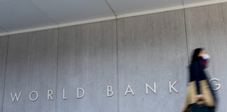 Международната финансова корпорация инвестира във възобновяема енергия в България, Полша и Румъния