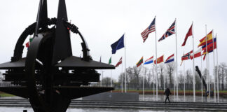 НАТО внесе уточнение в думите на Марк Рюте, че четиримата изчезнали по време на учение в Литва американски войници са загинали