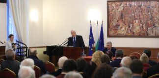 Не печелим, ако гледаме на историята само като на наука за миналото, каза проф. Трендафил Митев на творческата вечер за 75-тата му годишнина