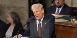 ОБНОВЕНА Тръмп е изпратил писмо до Иран, в което иска преговори за ядрената му програма; засега няма потвърждение от иранска страна