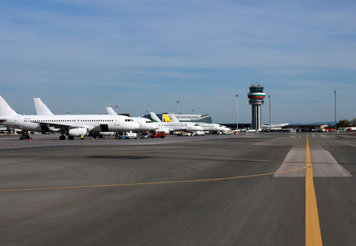 От софийското летище съобщиха за 12 анулирани полета утре заради стачката на летищните работници в Германия