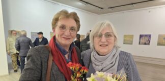 Процесът на работа хармонира с чувствата ми, каза художничката Наталия Велева, която откри изложба в Плевен