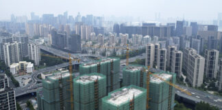 Продажбите на недвижими имоти в Китай през февруари са нараснали, сочи проучване