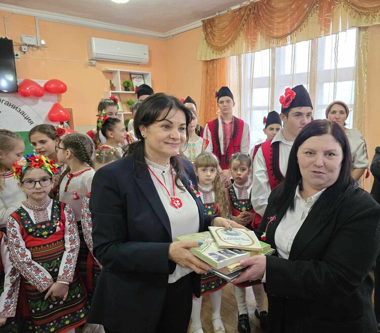 СподелиУбедена съм че българският дух е все още жив Видях