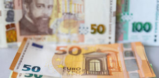 Суми над 4500 лева годишно инвестират 53 на сто от използващите инвестиционни услуги, сочи проучване на КФН