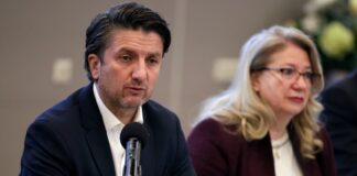 За туристическия сектор влизането в еврозоната не е най-големият проблем, заяви министър Мирослав Боршош