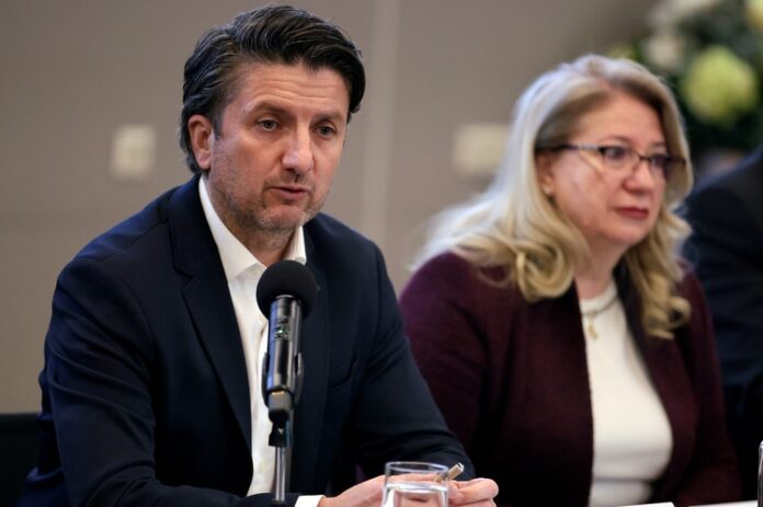 За туристическия сектор влизането в еврозоната не е най-големият проблем, заяви министър Мирослав Боршош