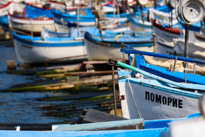 Земеделското министерство ще подпомага рибарите по Черноморието с близо 47 млн. лева