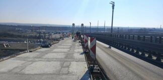 Заради ремонт през ГКПП „Станке Лисичково“ може да се преминава през ограничен брой трасета, продължава и ремонтът на Дунав мост