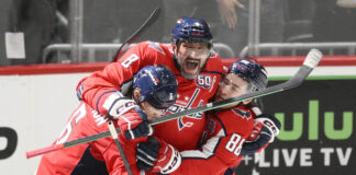 Александър Овечкин изравни легендата Уейн Грецки и вече има 894 гола в НХЛ