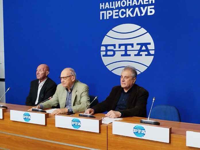 Безконтролни ремонти в старите сгради, особено в София, ги поставят под риск при бури и земетресения, твърдят строителни инженери