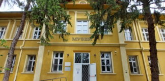 Деца от Попово ще се обучават в техника за рисуване на яйца от Етрополе, вписана като живо човешко съкровище