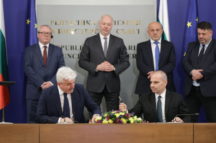 Договор за 35 електрически мотрисни влака беше подписан в Министерския съвет