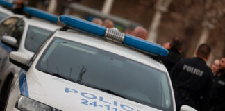 Затягането на контрола по пътищата: Нови правила със спорен ефект Двама полицаи пострадаха леко при катастрофа между патрулна кола и автомобил в София