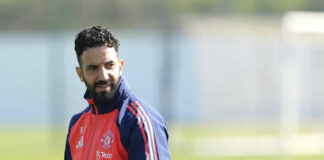 Джейми Карагър смята, че Рубен Аморим не е виновен за проблемите в Манчестър Юнайтед