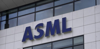 Ей Ес Ем Ел се бори с несигурността около вносните мита