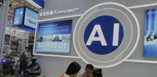 Филмови дейци се опитват да бъдат в крак с изкуствения интелект, прекрояващ китайското кино