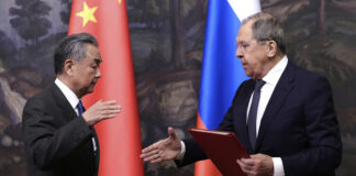 Германия смята, че усилията за примирие в Украйна са "в застой", а Китай намира разговорите за окуражаващи