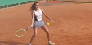 Глушкова се класира за четвъртфиналите на сингъл на турнир по тенис в Италия