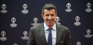 Именитият португалски бивш футболист Луиш Фиго смята, че Кристиано Роналдо може да играе поне още две години