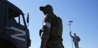 Киргизстан задържа руски правителствен служител, обвинен в набиране на войници за войната в Украйна