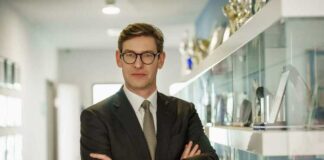 Кристоф Де Мил е вписан като председател на УС и главен изпълнителен директор на ОББ, съобщиха от банката