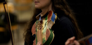 Магазинът за музикални инструменти "Бакс Мюзик“ е обявен в несъстоятелност