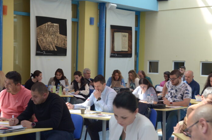 Майсторски клас за критично мислене в ерата на дезинформацията се състоя в УниБИТ