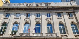 Министерството на транспорта и съобщенията ще сключи договор за доставка на 35 нови електрически влака