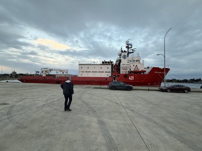 Научноизследователският ни кораб "Св. св. Кирил и Методий" отплава от Турция и утре се очаква да акостира на морската гара във Варна