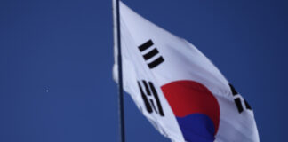 ОБНОВЕНА
                                                                                                В Южна Корея бе постигнато принципно съгласие за президентски избори на 3 юни след отстраняването от длъжност на Юн Сук-йол