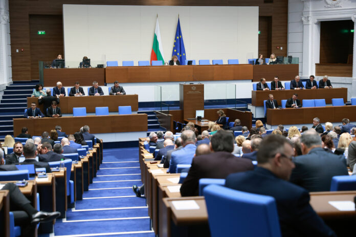 От ПГ на "Величие" предлагат създаването на временна комисия за изследване на проблемите, свързани с престъпленията срещу деца