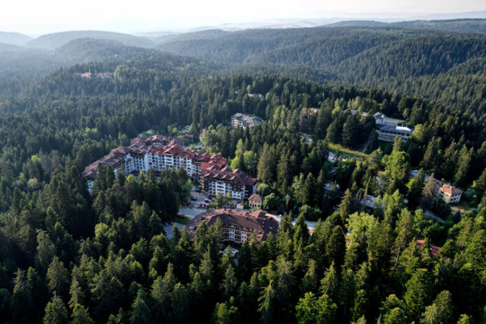 Отрицателни са изследваните проби с храна, взети след сигнал за съмнение за хранително отравяне на деца в хотел в Боровец, съобщиха от БАБХ