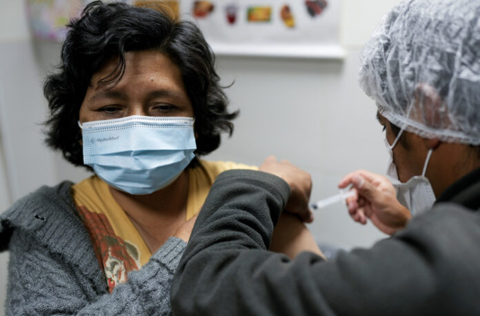 Словакия възстановява парите на хора, които са били глобени по време на коронавирусната пандемия