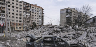 Трима цивилни са убити, шестима са ранени в Донецка област при руски атаки