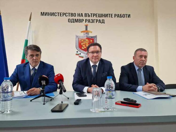 Трябва да се засили по всякакъв начин борбата с наркотрафика, каза в Разград министър Даниел Митов