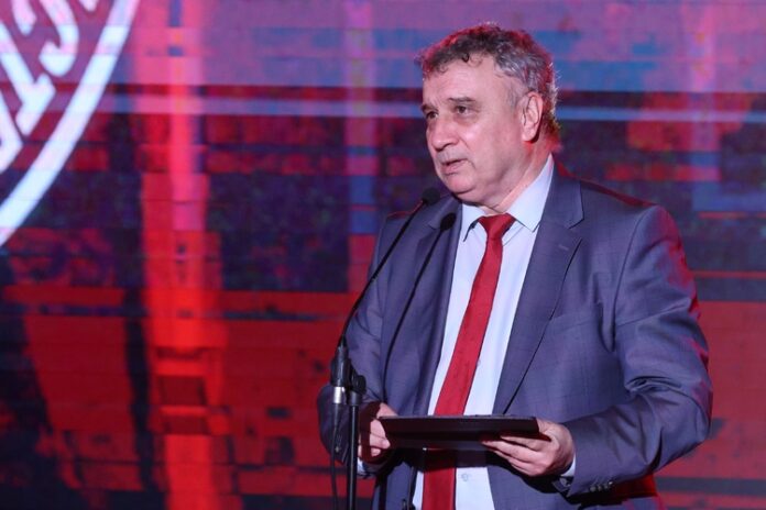 УНСС ще продължава да подкрепя връзката между академичната общност и публичната администрация, каза ректорът проф. Димитър Димитров