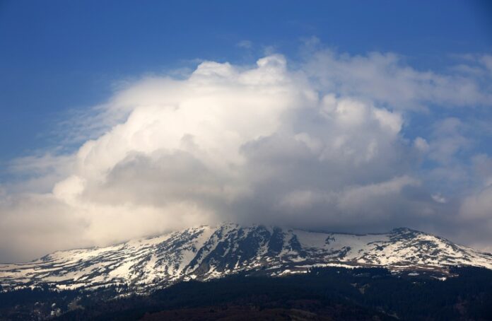 Условията за туризъм в планините са лоши, съобщиха от ПСС на БЧК