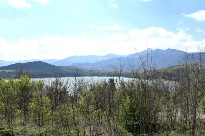 В планините до обяд времето ще е хубаво, но следобед В планините до обяд времето ще е хубаво, но следобед се очакват гръмотевични бури и дъжд, съобщиха от ПСС на БЧК