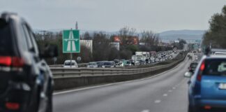 Възстановено е движението по пътя София – Вакарел, където стана тежка катастрофа