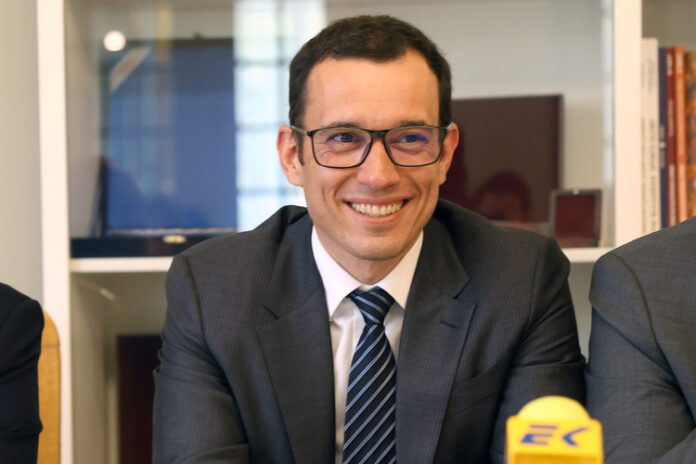 Великден е ден, който ни връща към вярата, заявява кметът на София Васил Терзиев