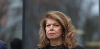 Вицепрезидентът Илияна Йотова ще е на посещение в град Грас по повод 145 г. дипломатически отношения между България и Франция