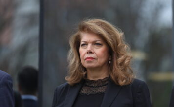 Вицепрезидентът Илияна Йотова ще е на посещение в град Грас по повод 145 г. дипломатически отношения между България и Франция