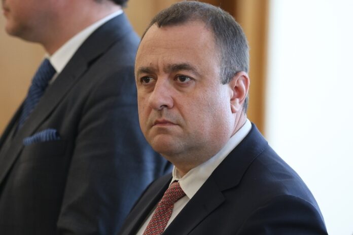 Започва обезопасяването на първата точка от посочените от МВР 36 отсечки с повишена концентрация на ПТП, каза Иван Иванов