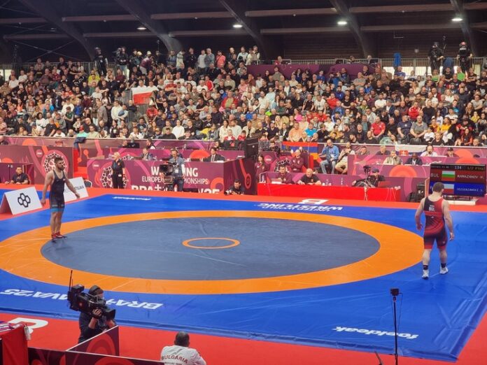 Заур Ургуев детронира шампиона Арсен Харатюнян на Европейското първенство по борба в Братислава, Магомед Рамазанов изведе България до четвъртото място по медали